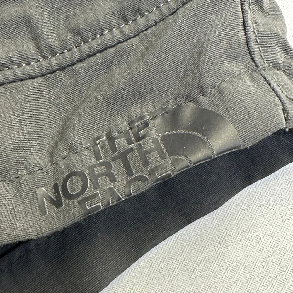 The North Face Flash Dry NF0A3T2L Class V Belted Shorts Gray Men's 33